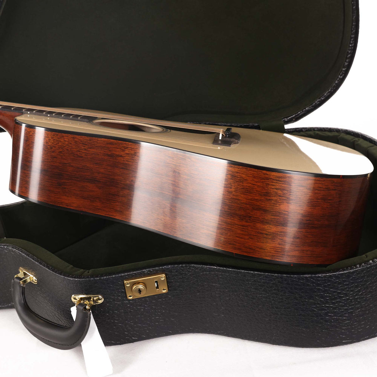 Martin Custom Shop D-18 1937 Acoustic Guitar Vintage Gloss — 5