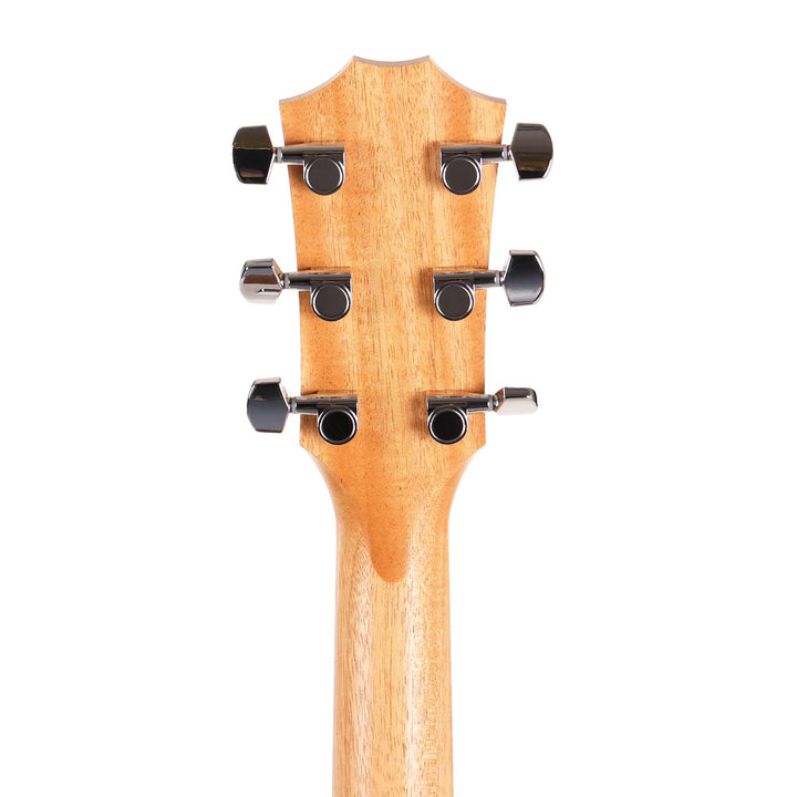 Taylor Academy 10e Dreadnought Acoustic-Electric Natural