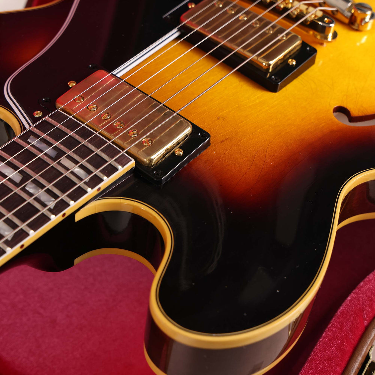 Gibson Custom Shop 1959 ES-345 Murphy Lab Ultra Light Aged Vintage Burst — 4