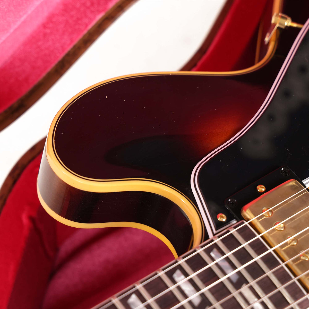 Gibson Custom Shop 1959 ES-345 Murphy Lab Ultra Light Aged Vintage Burst — 7