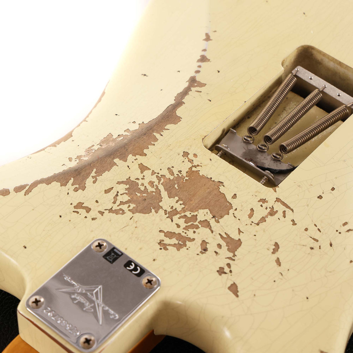 Fender Custom Shop ZF Stratocaster HSH Heavy Relic Vintage White — 12