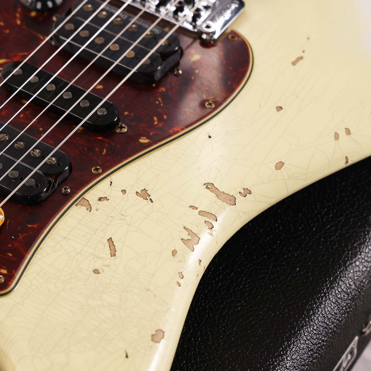 Fender Custom Shop ZF Stratocaster HSH Heavy Relic Vintage White — 7
