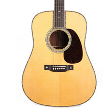 Martin Custom Shop Expert Dealer Exclusive Dreadnought Sitka Spruce and Wild Grain East Indian Rosewood Acoustic