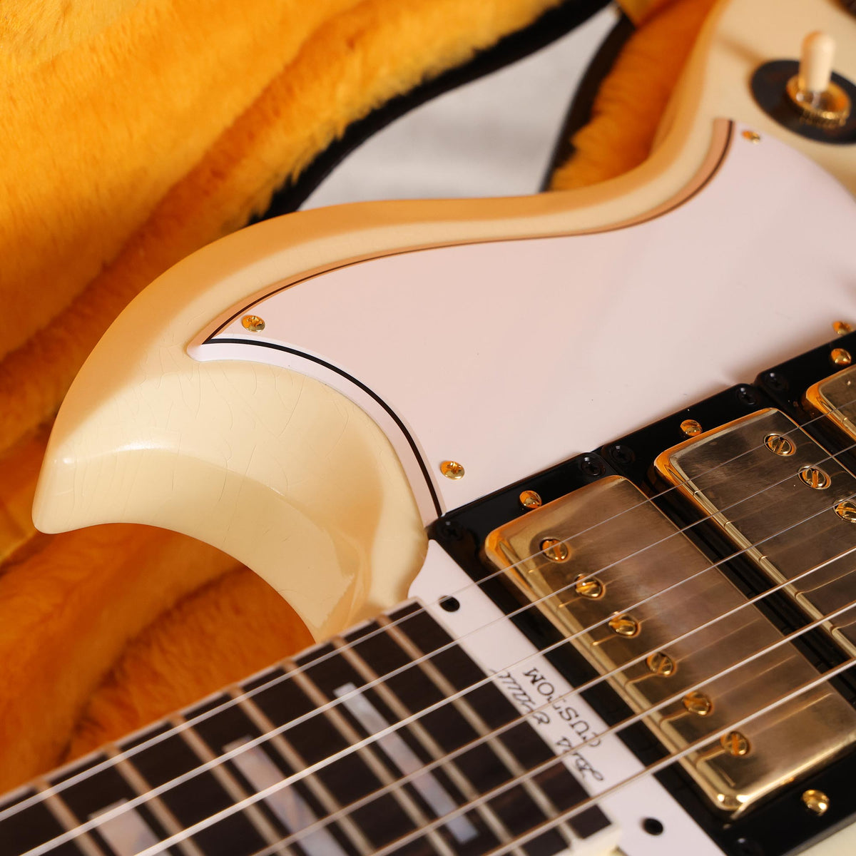 Gibson Custom Shop 1963 Les Paul SG Custom Reissue Murphy Lab Ultra Light Aged Classic White — 8