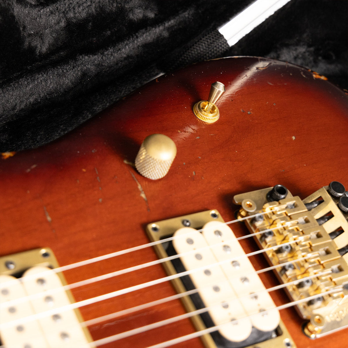 Charvel Custom Shop San Dimas Nitro Aged Violinburst Used — 7
