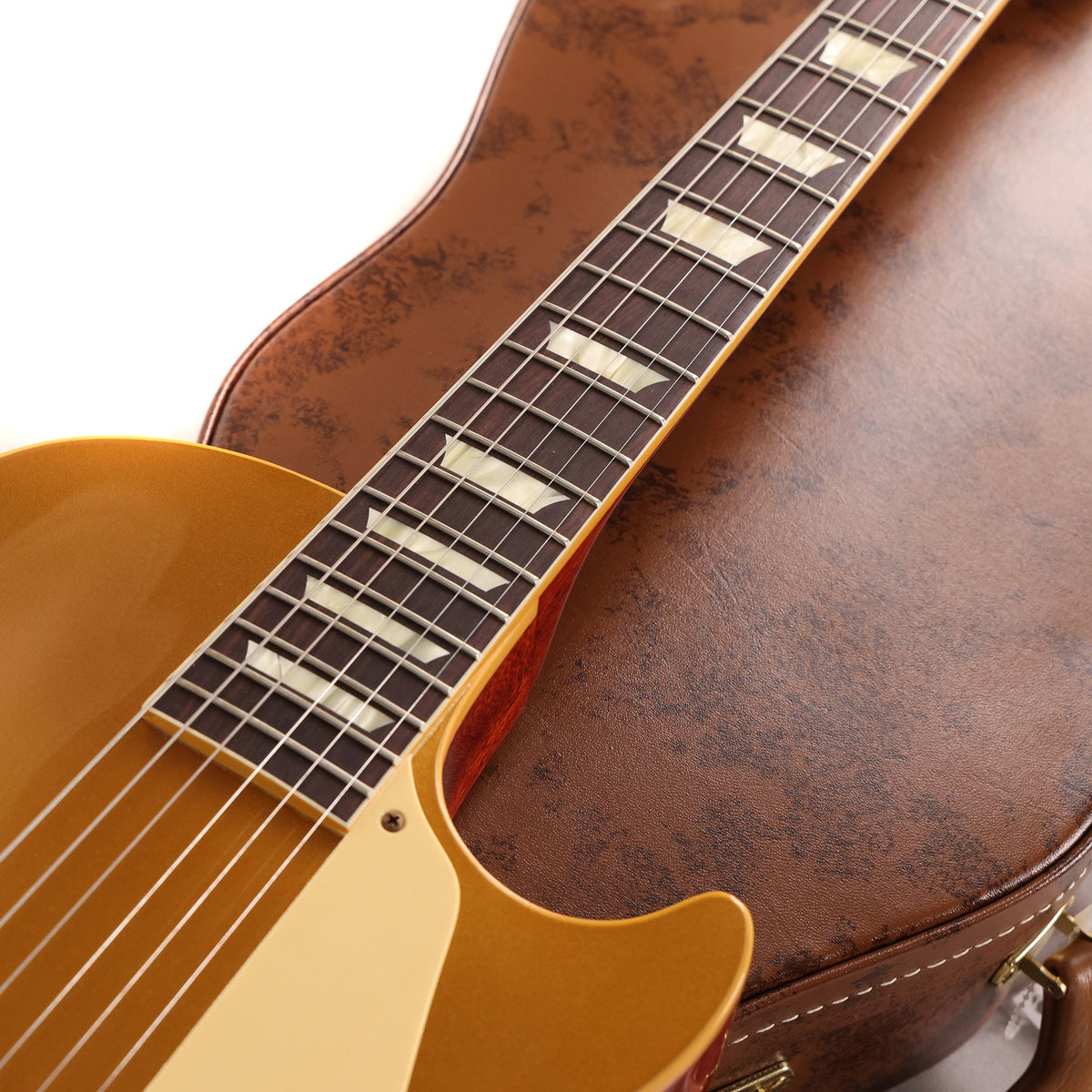 Gibson Custom Shop M2M 1954 Les Paul Torrified Goldtop Single Pickup — 7