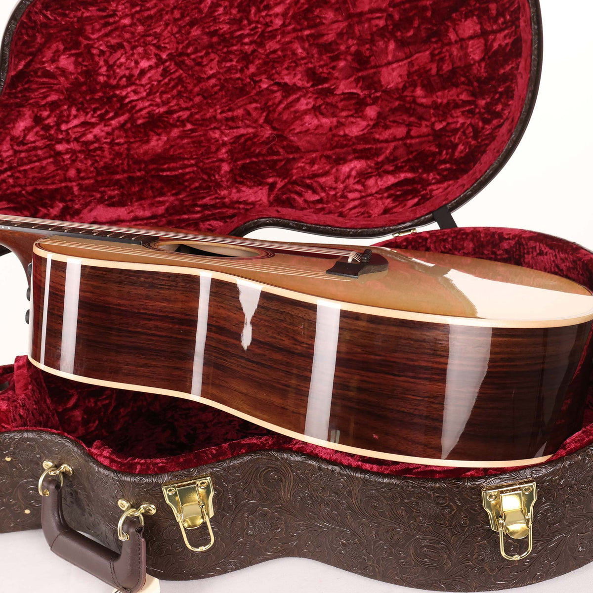 Taylor 818e Acoustic-Electric Guitar Antique Blonde — 5