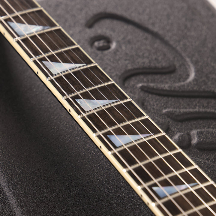 Jackson Custom Shop Rhoads RR-VS Black and Gold Hardware