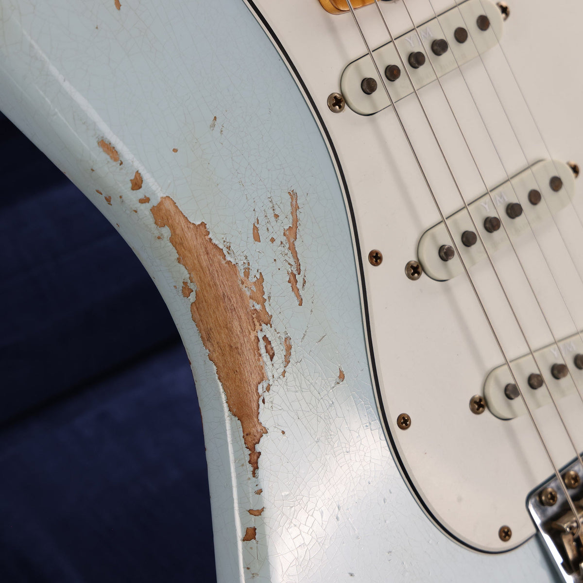 Fender Custom Shop Yngwie Malmsteen Signature Stratocaster Neo Relic Sonic Blue Music Zoo Exclusive — 7