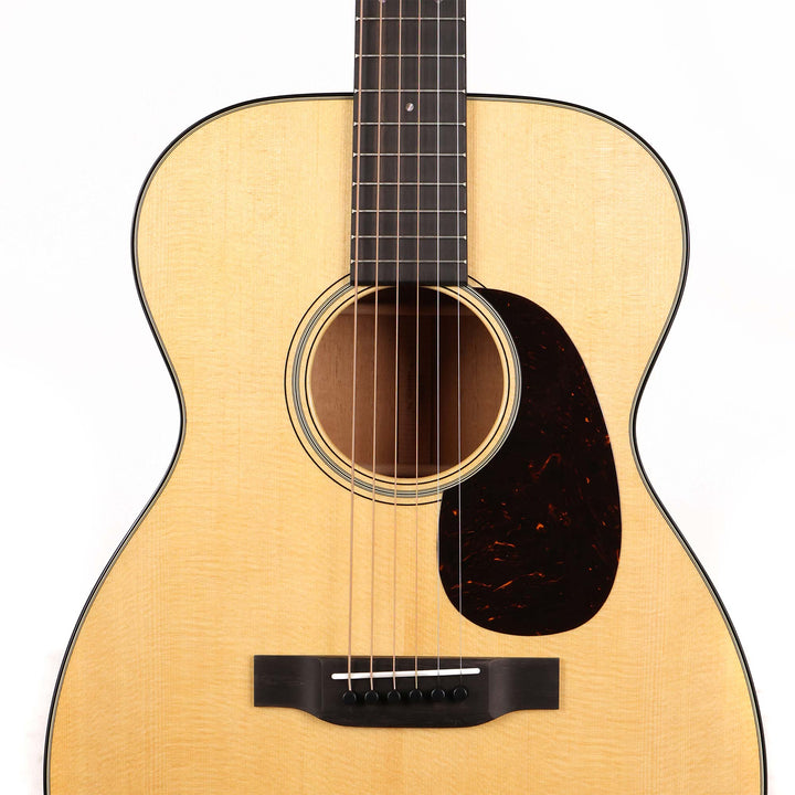 Martin 00-18 Acoustic Natural