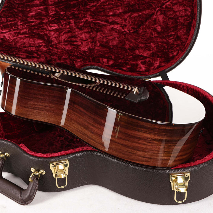 Taylor Grand Concert 12-Fret Limited Edition Charcoal Black Top