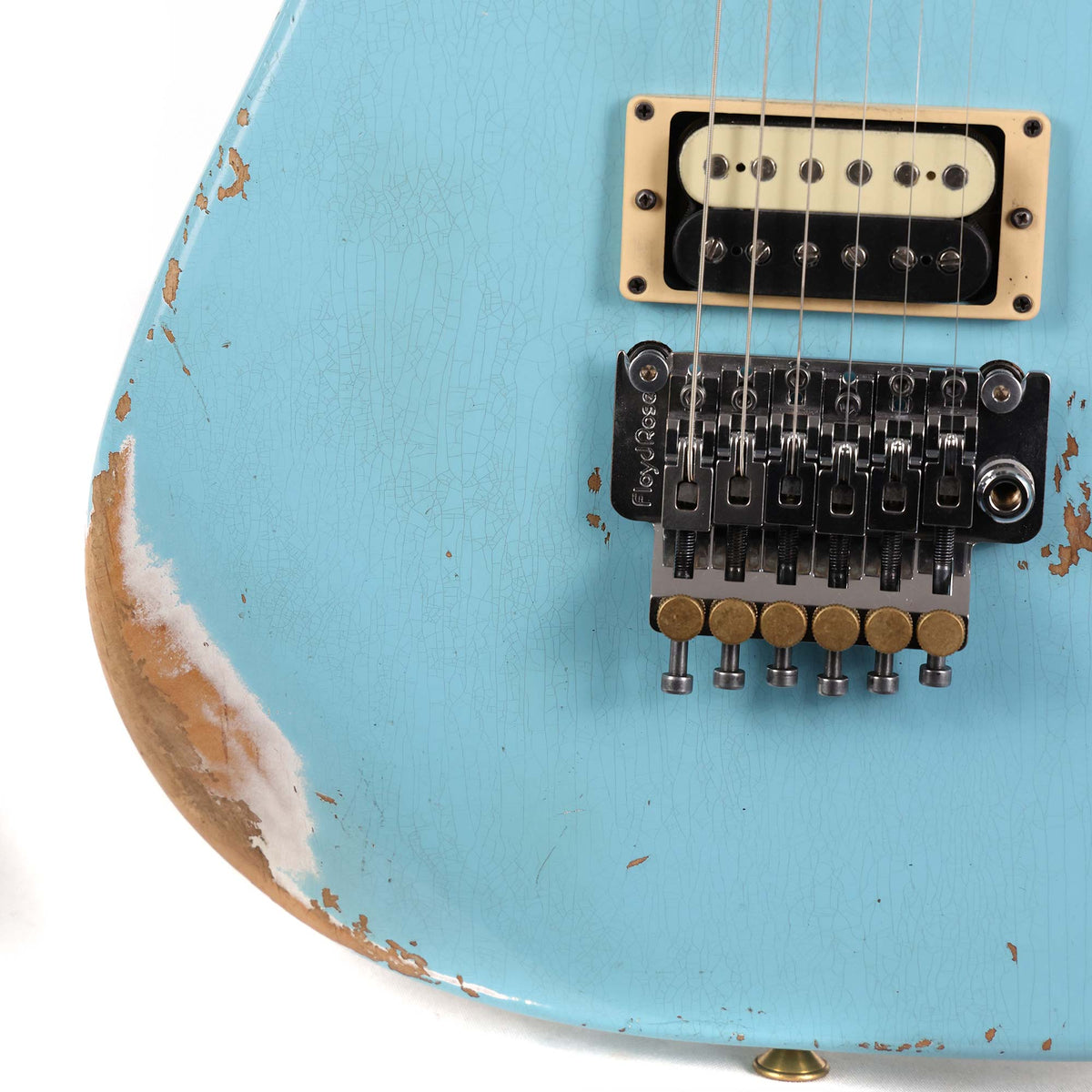 Charvel Custom Shop San Dimas Nitro Aged Music Zoo Exclusive Daphne Blue — 6