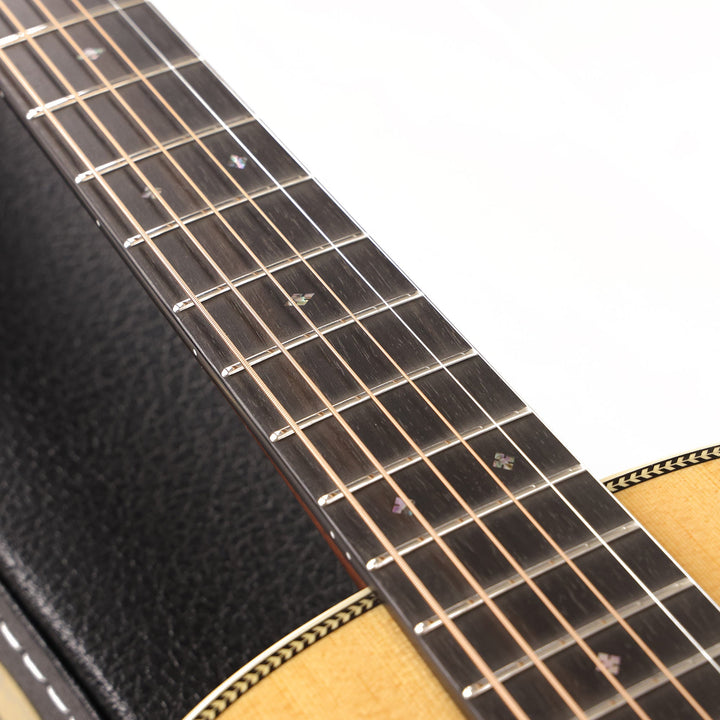 Martin Custom Shop 00 Grand Concert VTS Spruce and East Indian Rosewood Natural