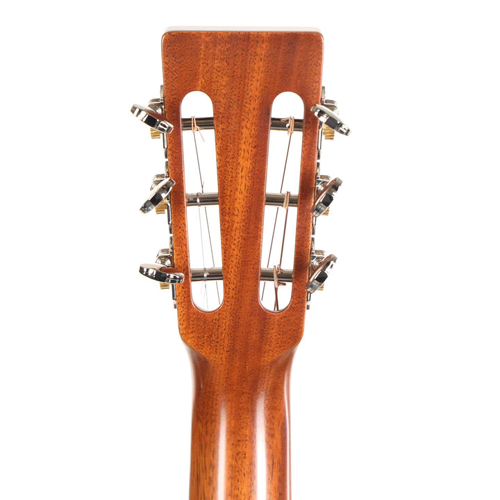 Martin Custom Shop 00 Grand Concert Adirondack Spruce and Mahogany 1935 Sunburst