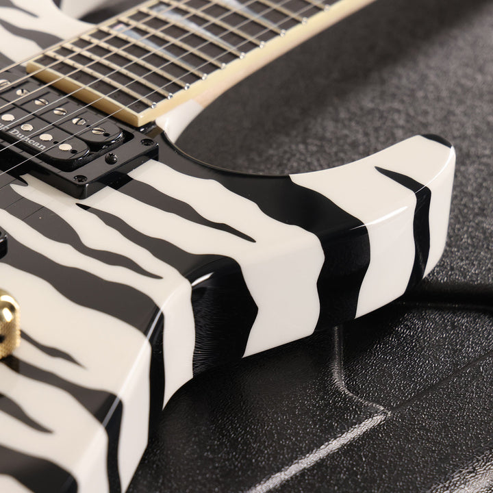 Jackson Custom Shop SL2H-V Soloist Music Zoo Exclusive White Bengal Stripes