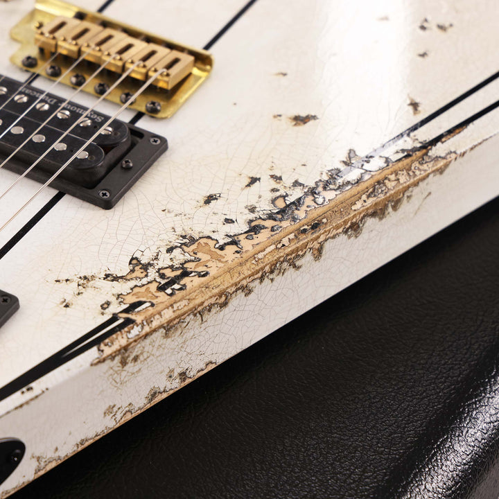 Jackson Custom Shop RR 1.5 Rhoads Tour Relic White with Black Pinstripes