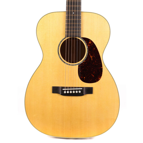 Martin Custom Shop 00 Grand Concert Acoustic Sitka Spruce and German White Oak