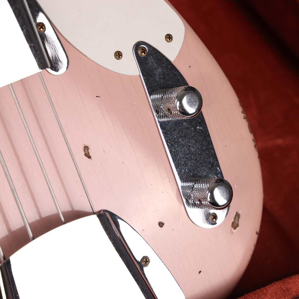 Fender Custom Shop 1955 Precision Bass Roasted Relic Shell Pink — 10