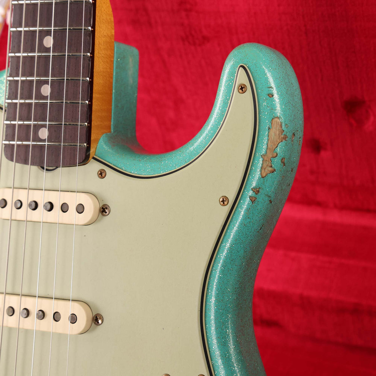 Fender Custom Shop 1960 Stratocaster Heavy Relic Seafoam Sparkle — 9
