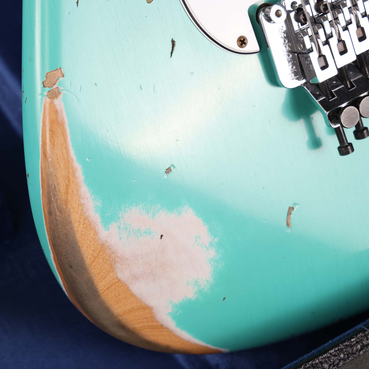 Fender Custom Shop ZF Stratocaster Heavy Relic Seafoam Green — 8