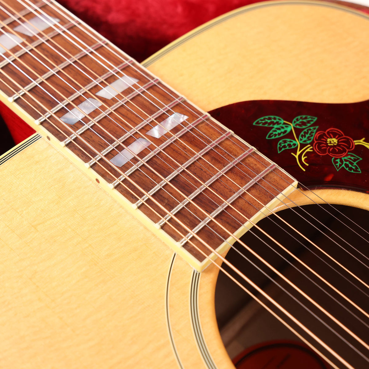 Gibson Dove Original Made 2 Measure 12-String Acoustic-Electric Vintage Cherry Sunburst — 9