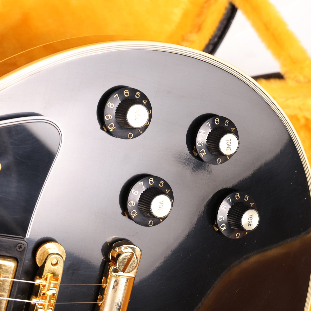 Gibson Custom Shop 1968 Les Paul Custom Reissue Made 2 Measure Murphy Lab Ultra Light Aged Ebony — 9