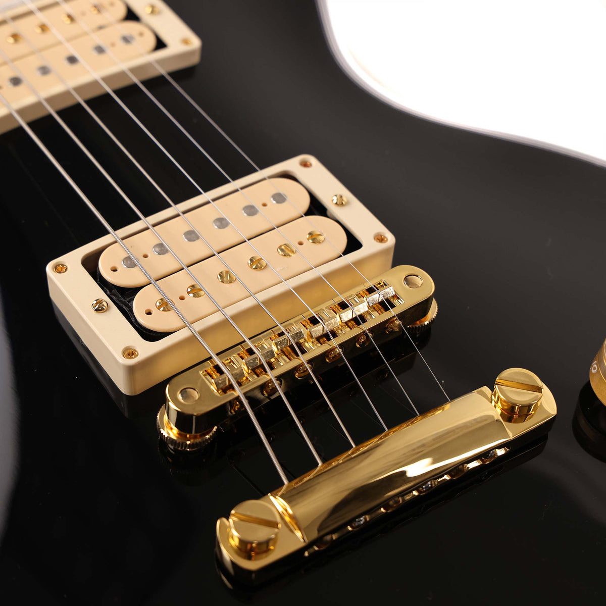 Gibson Custom Shop Les Paul Custom Made 2 Measure Ebony Gloss Maple Fretboard — 7