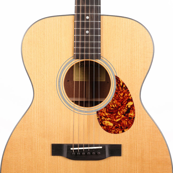 Eastman E1OM Acoustic Guitar Natural