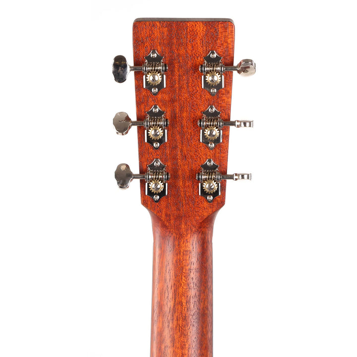 Eastman E1OM Acoustic Guitar Natural