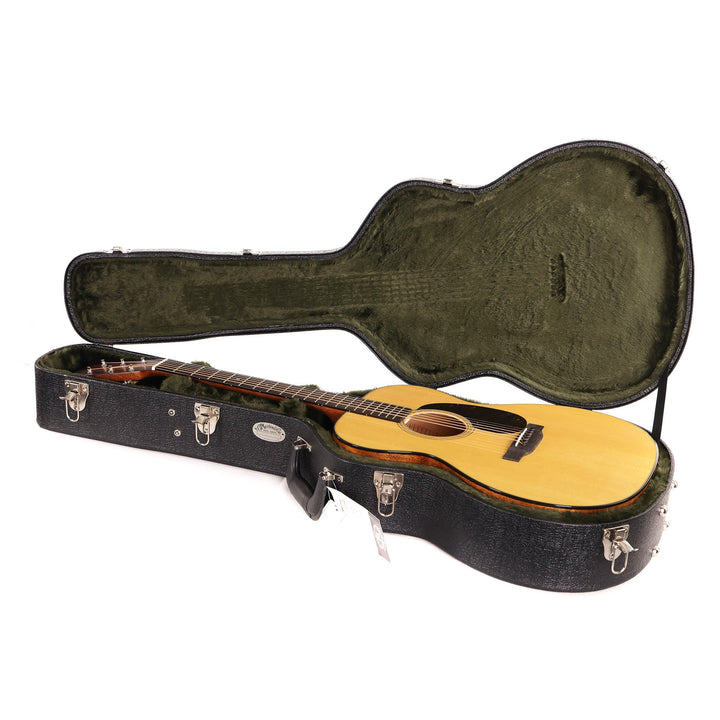 Martin Standard Series 000-18 Acoustic Guitar Natural