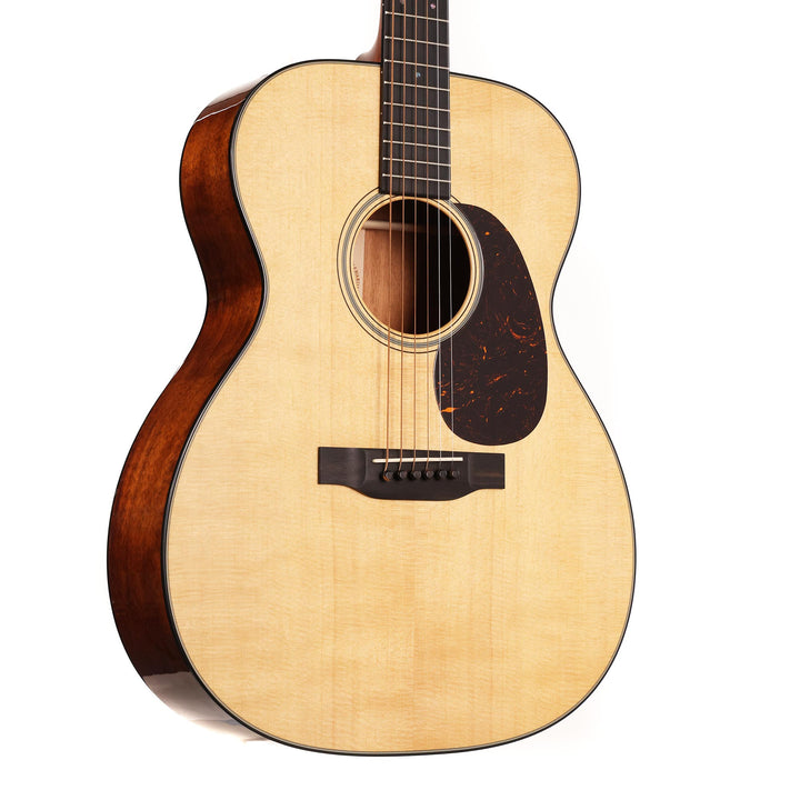 Martin Standard Series 000-18 Acoustic Guitar Natural
