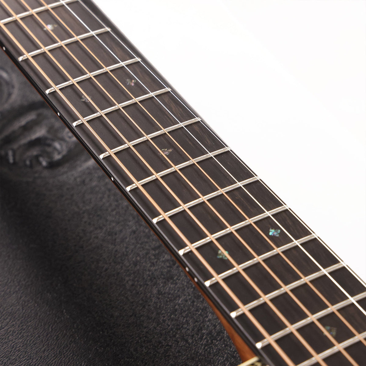 Martin Standard Series 000-28 Acoustic Natural — 8