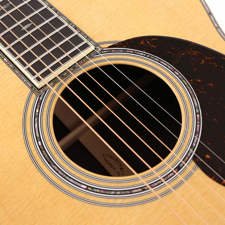 Martin 000-42 Acoustic Guitar Natural