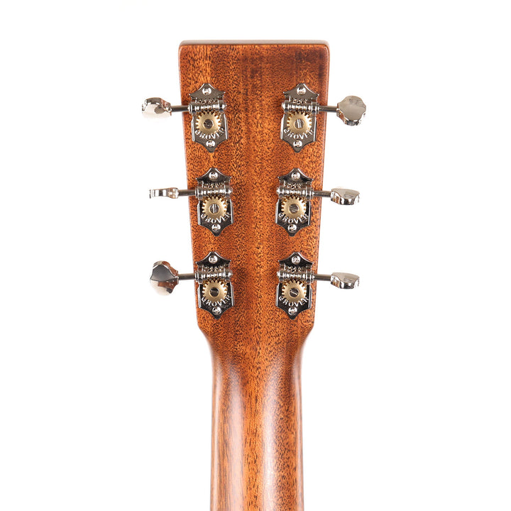 Martin Standard Series 00-18 Acoustic Guitar Natural