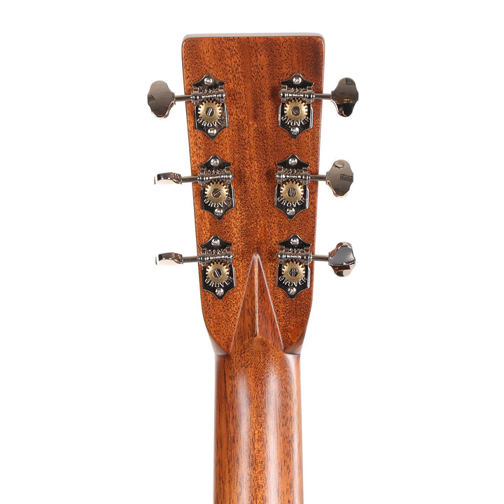 Martin 00-28 Acoustic Guitar Natural