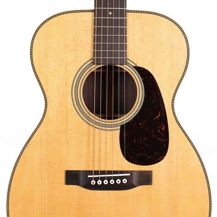 Martin 00-28 Acoustic Guitar Natural