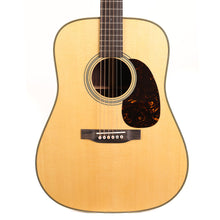 Martin Standard Series HD-28 Acoustic Guitar Natural