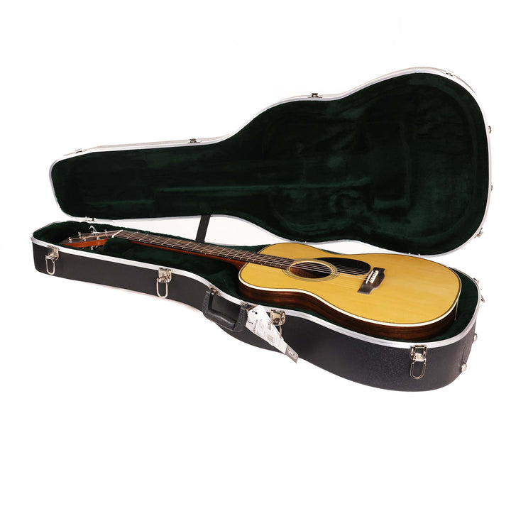 Martin Standard Series OM-28 Acoustic Guitar Natural