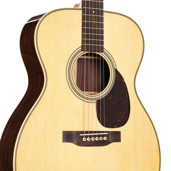 Martin Standard Series OM-28 Acoustic Guitar Natural