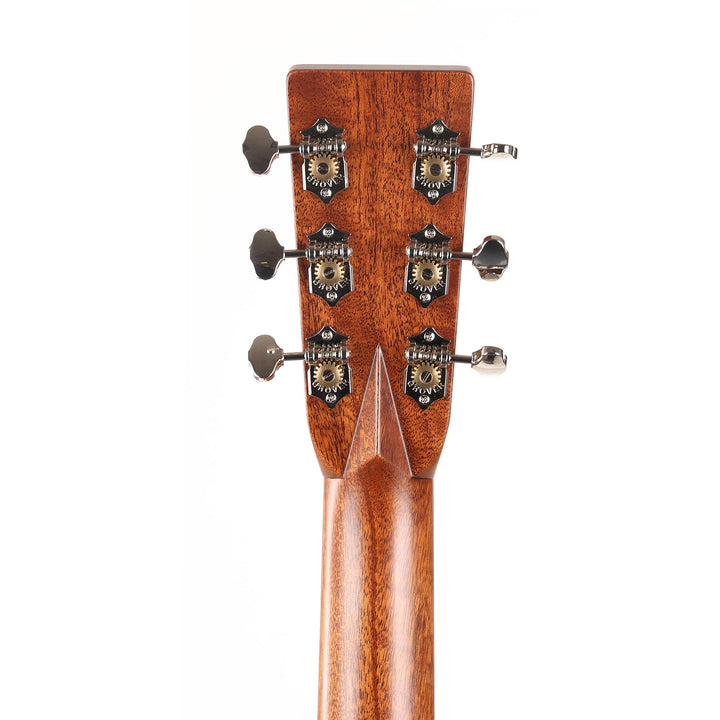 Martin OM-28 Acoustic Guitar Sunburst