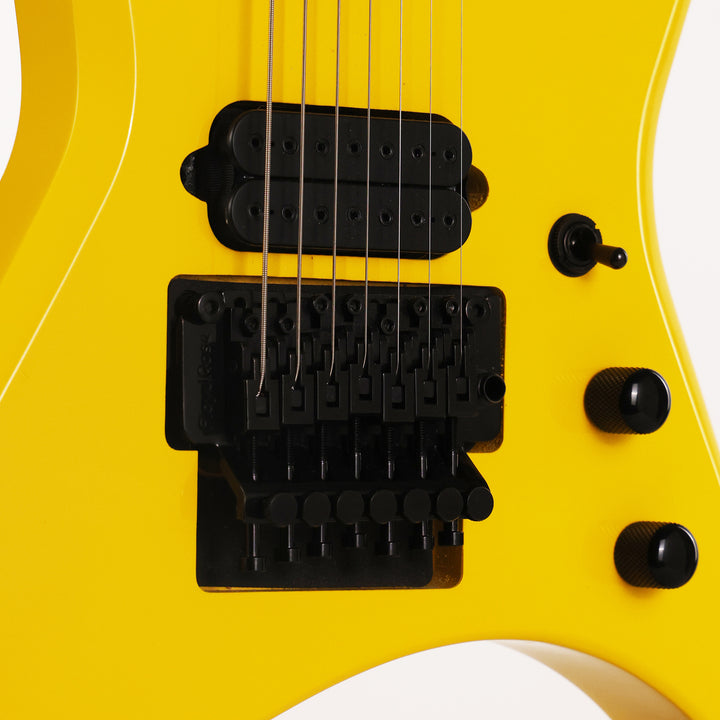 Jackson Pro Series Dave Davidson Signature Warrior WR7 Ferrari Yellow