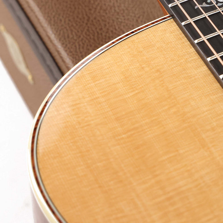 Taylor Gold Label Collection 814e Super Auditorium Acoustic-Electric Natural