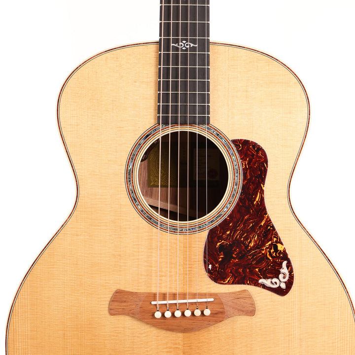 Taylor Gold Label Collection 814e Super Auditorium Acoustic-Electric Natural