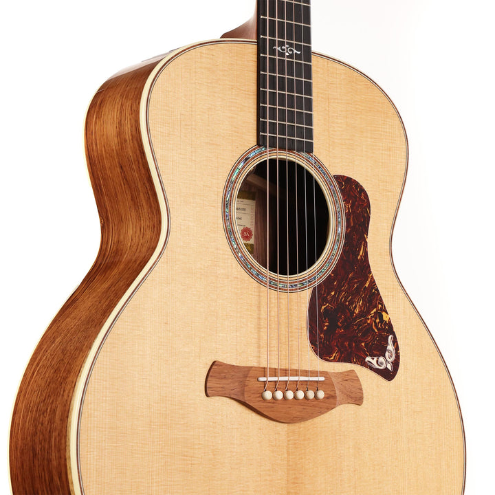 Taylor Gold Label Collection 814e Super Auditorium Acoustic-Electric Natural