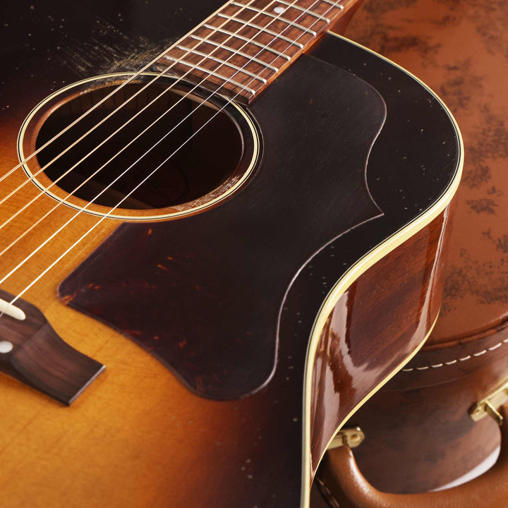 Gibson Custom Shop 1955 J-45 Reissue Murphy Lab Light Aged Vintage Sunburst