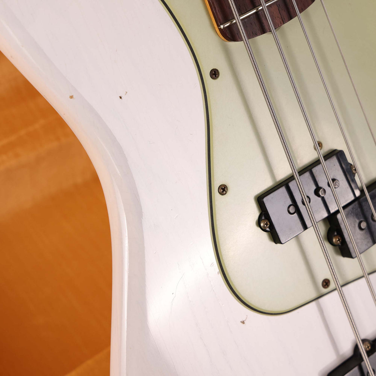 Fender Custom Shop Limited Edition Jazz Bass Special Journeyman Relic White Blonde 2025 — 9