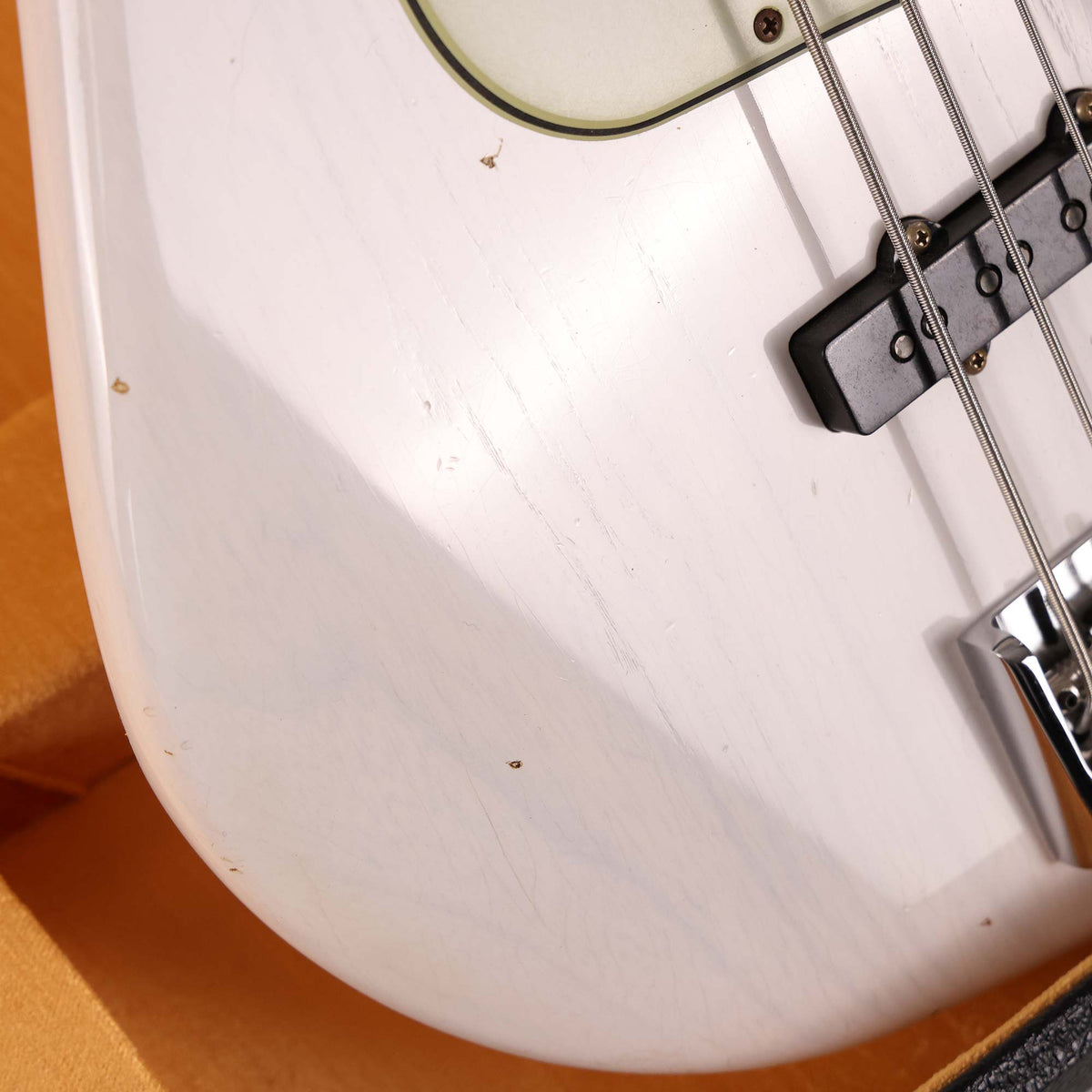 Fender Custom Shop Limited Edition Jazz Bass Special Journeyman Relic White Blonde 2025 — 10