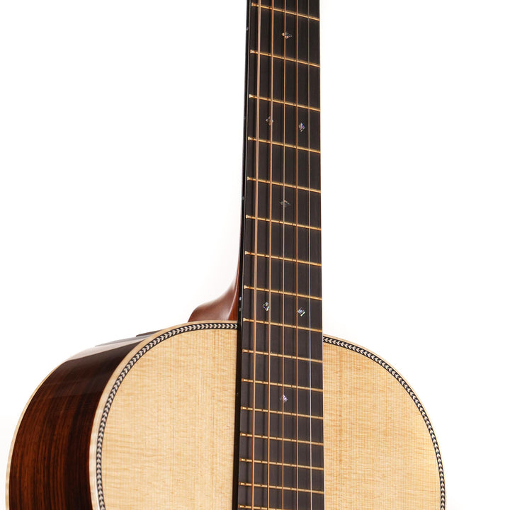 Martin 012-28 Modern Deluxe Acoustic Natural