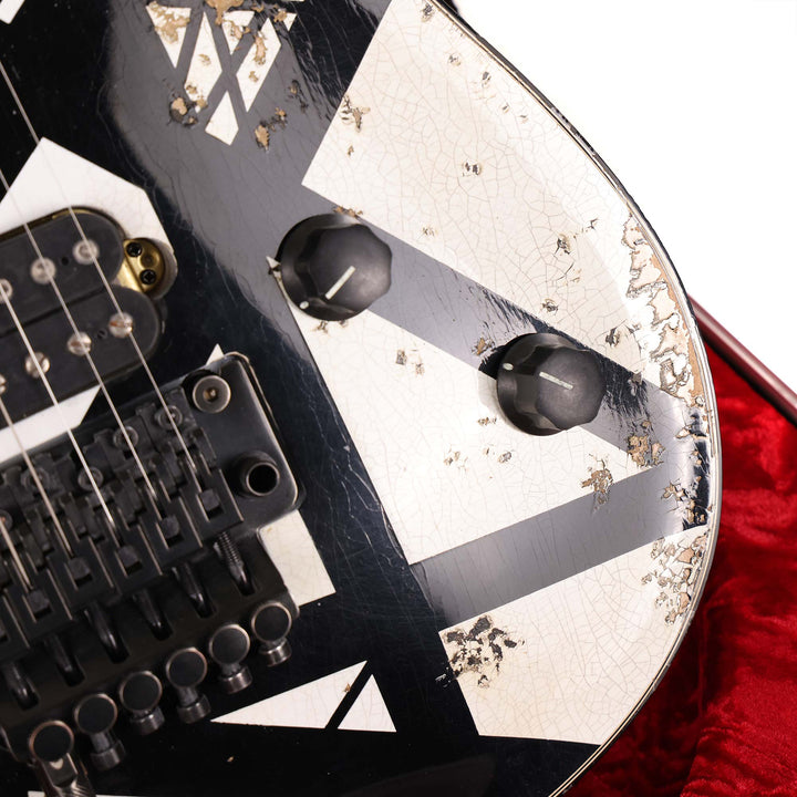 EVH Custom Shop Wolfgang Special Edition Relic Black and White Stripes
