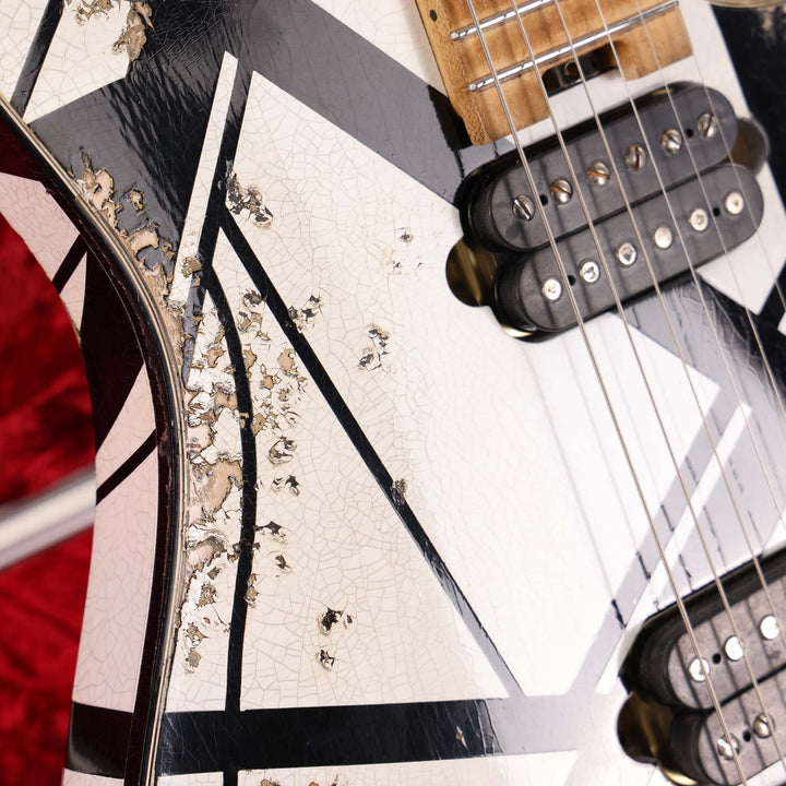 EVH Custom Shop Wolfgang Special Edition Relic Black and White Stripes